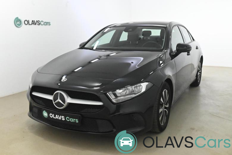 Mercedes A 180 d Aut. Widescreen Navi Camera KeylessStart Klima PDC ...