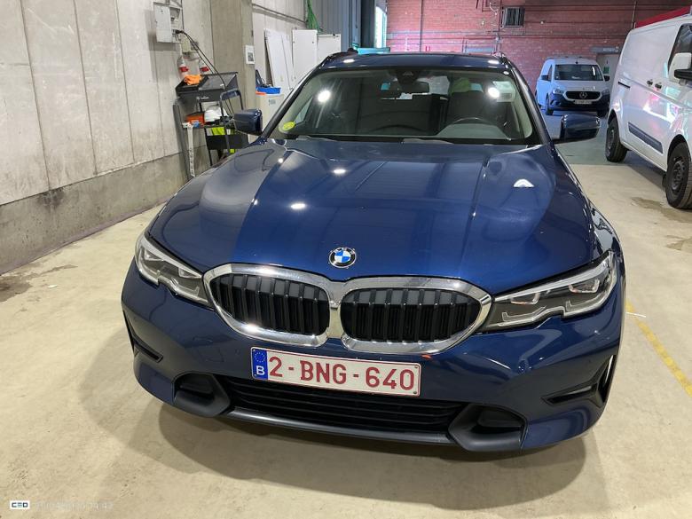 BMW 318 d Aut. Sport Line LC-Pro Hi-Fi LED Ambient Shadow Line CarPlay Navi Sport-Leather KeylessGo Klima PDC ... #2