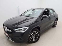 Mercedes GLA 180 d Aut. LED CarPlay Navi 1/2 Sport-Leather KeylessStart Camera Klima PDC ...