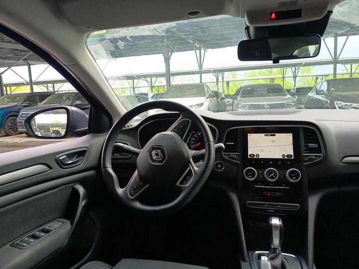 Renault Megane 1.5 dCi Aut. LED Sport-Seats KeylessStart Navi Klima PDC... #4