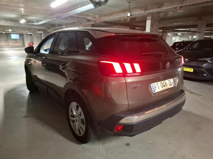 Peugeot 3008 1.5 BlueHDi Aut. I-Cocpit CarPlay Navi Klima PDC ... #6