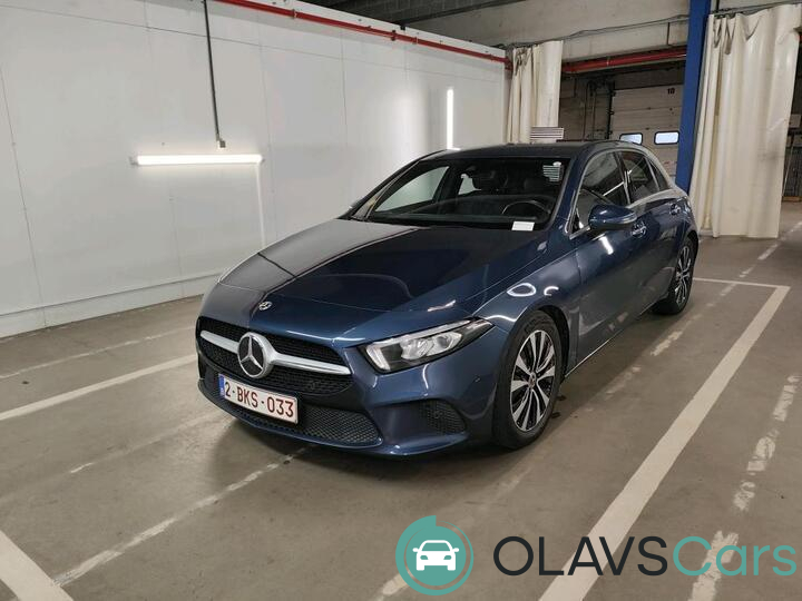 Mercedes A 180 d LED Widescreen Ambient CarPlay Navi 1/2 Sport-Leather Klima PDC ...